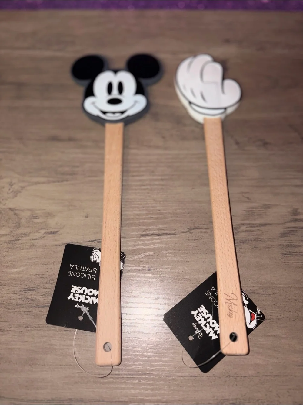 🏝️🎉Disney Mickey Mouse & Glove Silicone Spatula Set NWT Wooden Handle Kitchen